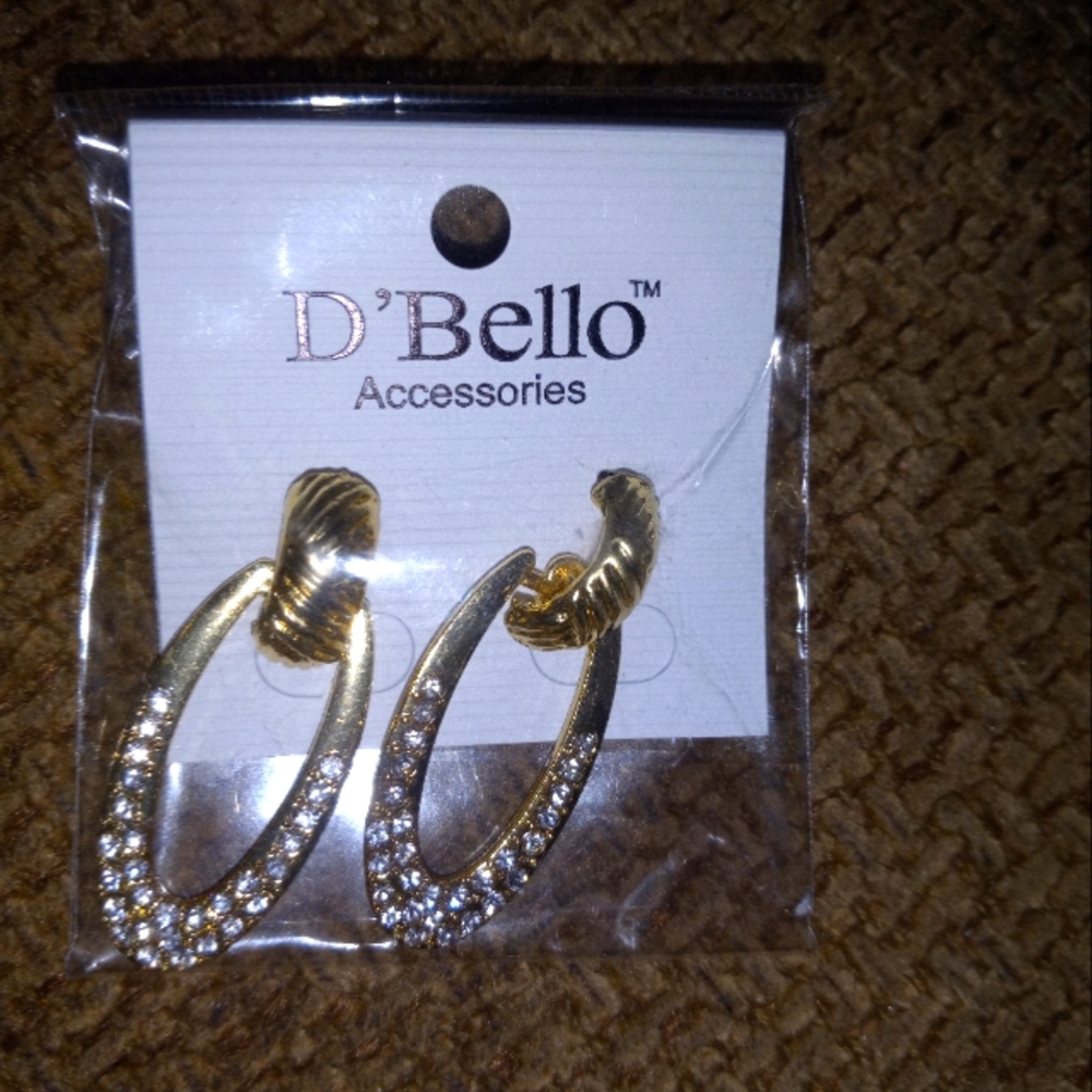 Earring - Picture 12 of 12